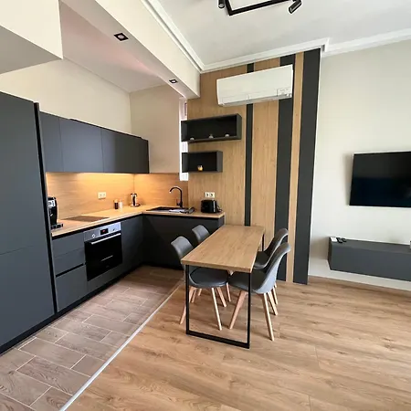 Apartment I&v